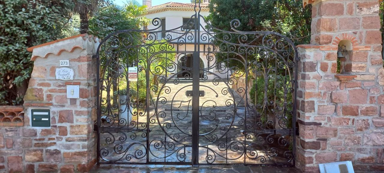 Appartement Et Sa Grande Terrasse En Rez De Jardin Saint Aygulf Eksteriør billede