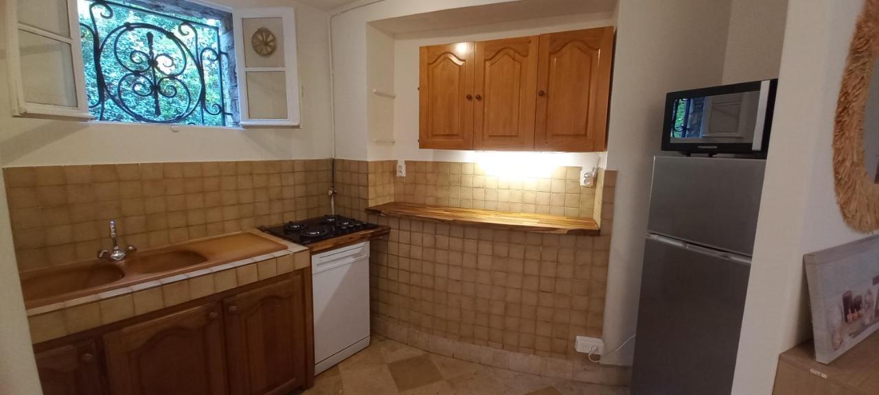 Appartement Et Sa Grande Terrasse En Rez De Jardin Saint Aygulf Eksteriør billede