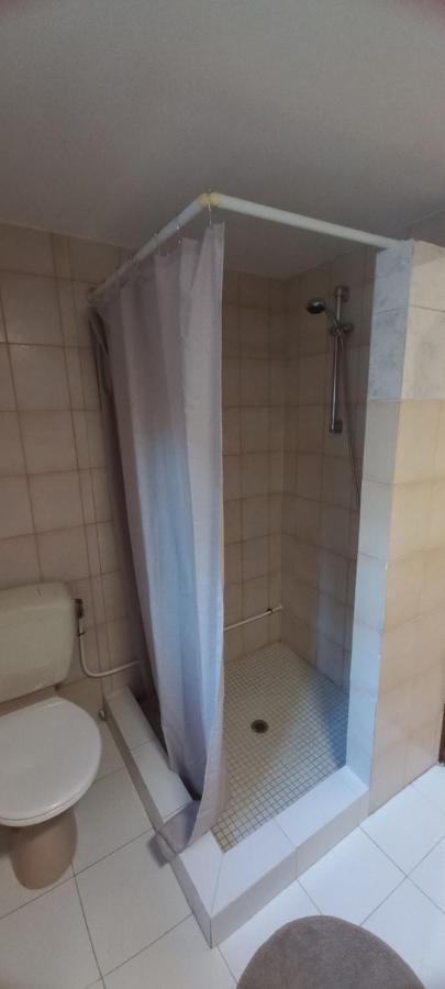 Appartement Et Sa Grande Terrasse En Rez De Jardin Saint Aygulf Eksteriør billede